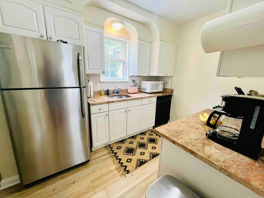 Dc'S Best Location 4 Bed With Parking Walk To Metro And Nightlife Bethesda Row Чеви Чейс Екстериор снимка